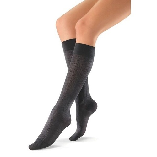 Jobst SoSoft 8-15mmHg, Knee High [Size: Medium][Colour: Black]